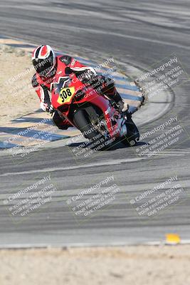 media/Dec-01-2025-Moto Forza (Mon) [[2daa91e15f]]/2-Intermediate Group/Session 2 (Turns 9 and 10)/